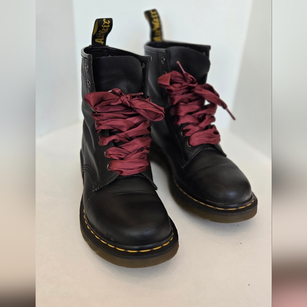 Dr. Martens Black Leather Combat Boots with Chunky Sole and Burgundy Laces - Picture 2 of 16